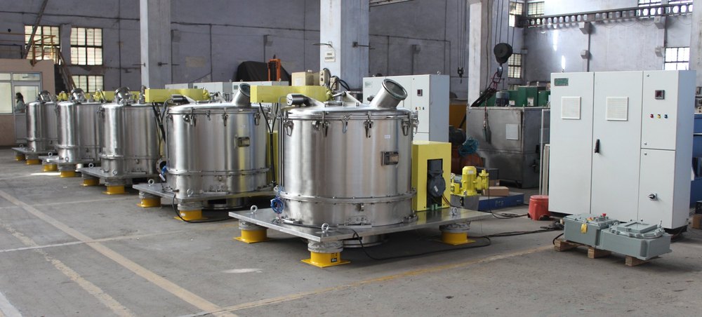 Vertical Basket Centrifuge, Capacity: 1400 kg Per Hour