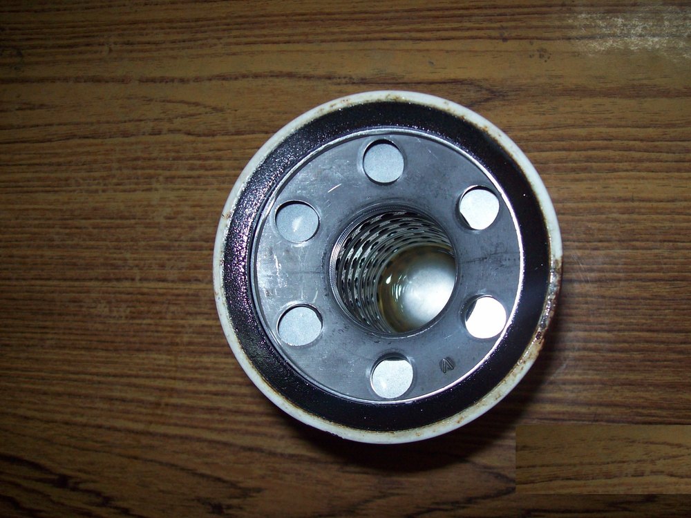 Aluminum White Spin On Oil Filter, For Industrial, Capacity: 200 Lpm