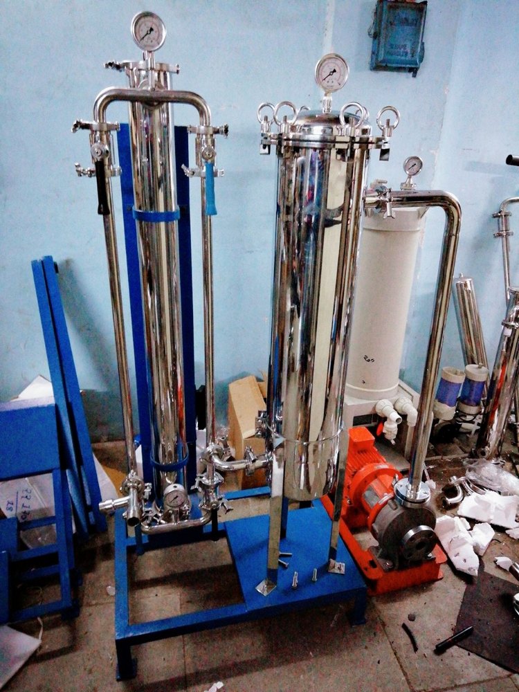 MEMBRANE Ultrafilter Unit With Bag Filter, Length: 20-25 inch, Diameter: 3-4 inch