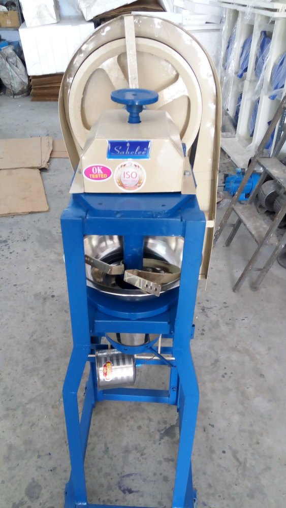 Mild Steel Vermicelli Machine, 1.5 Unit, Capacity: 12 - 15 kg