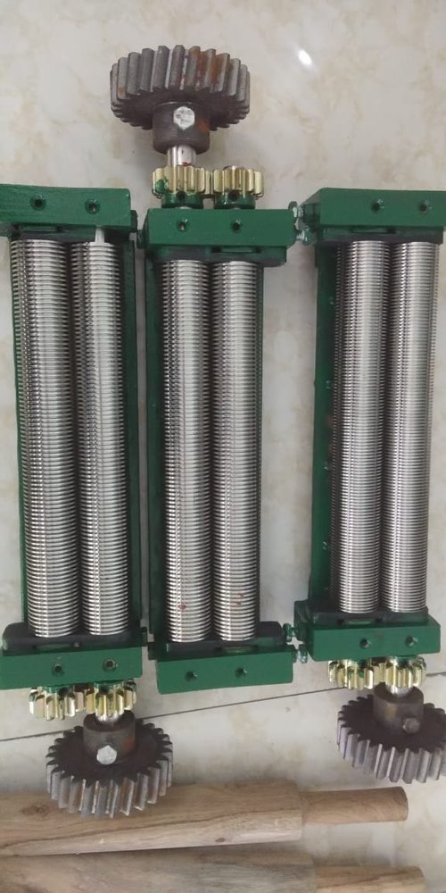 ss 1- Stage Noodle Cutter Machine, Capacity: 100 Per Hurs, 8 To 10