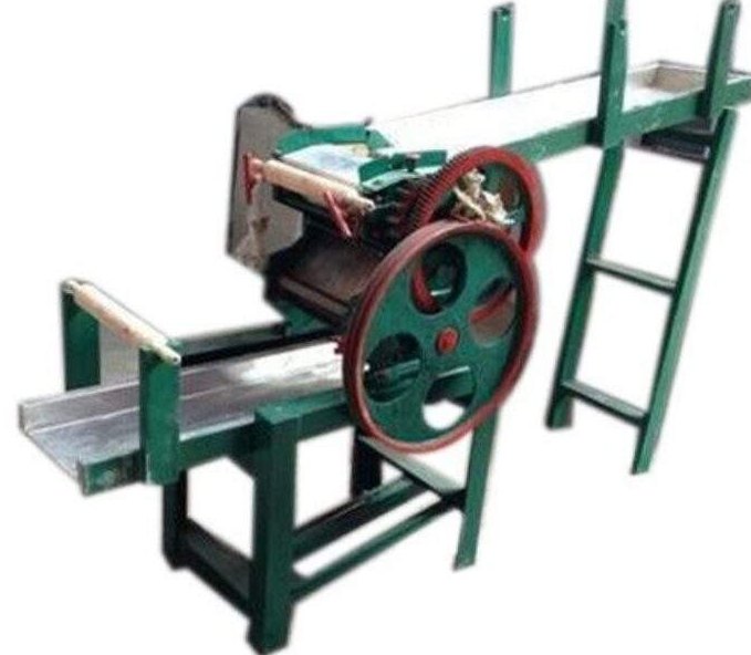 Mild Steel/Iron Motorized Noodles Making Machine, Capacity: 100 Kg/Hr, 150kg