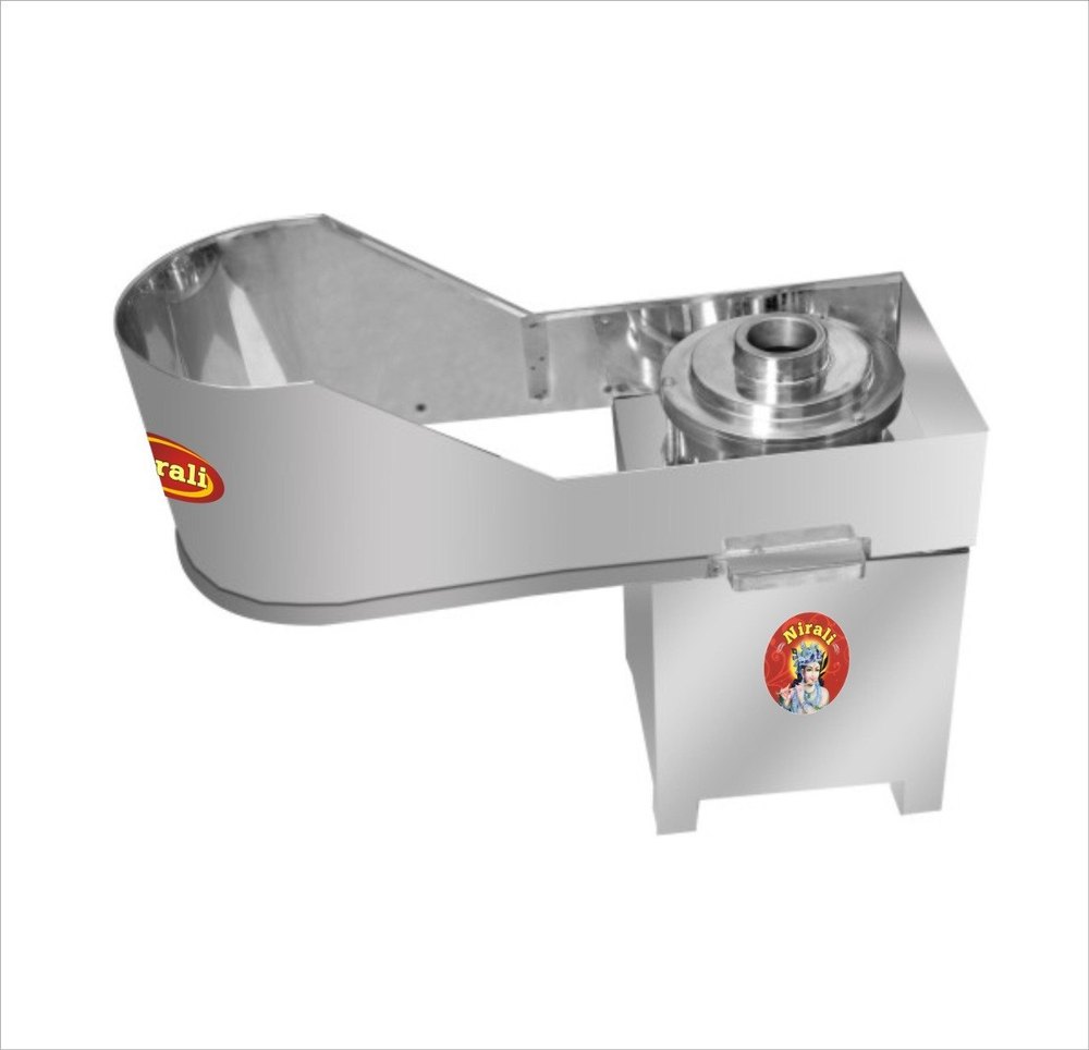 Stainless Steel Banana Chips Making Machine, For Commercial, Capacity: 250-300