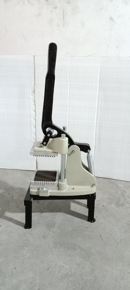 Heavy Duty Finger Chips Making Machine, Capacity: 50 Kg