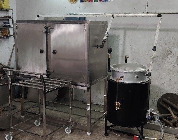 Catering Food Warmer Gas Idiyappam Steamer Box, For Hotel, Capacity: 400 Idly
