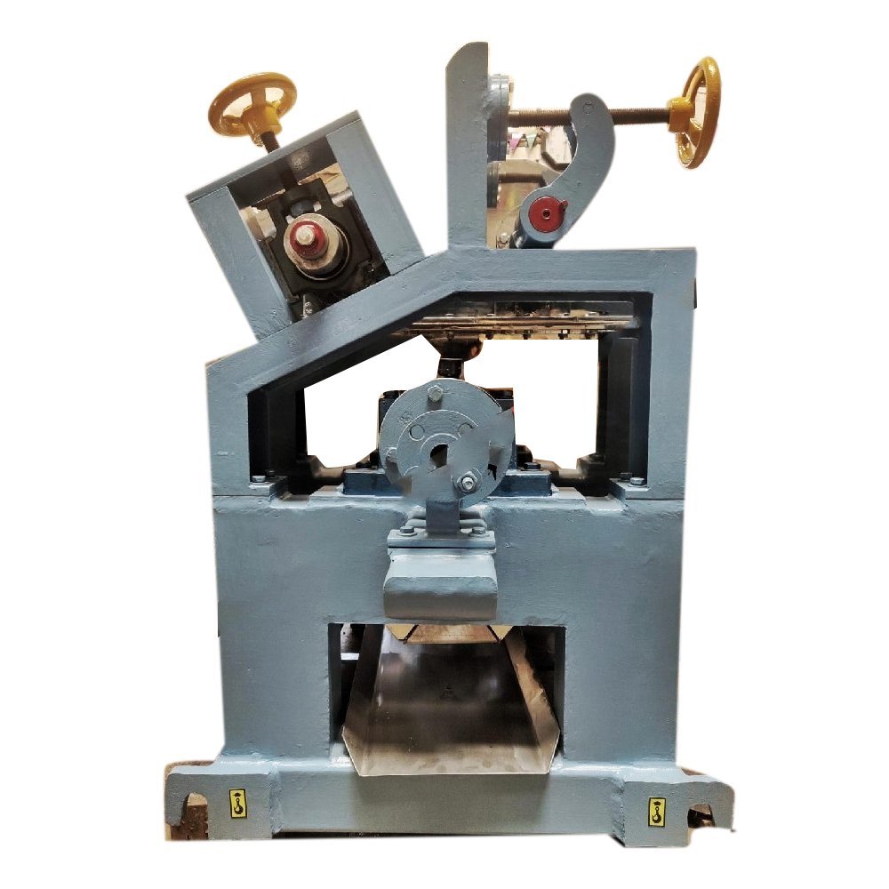 Mild Steel Flaker Machine, Model Name/Number: Top Feed Close Type, Capacity: 100 kg/Hr