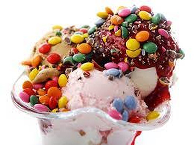 Raspberry Ice Cream Flavor, Liquid, Packaging Size: 100 Ml