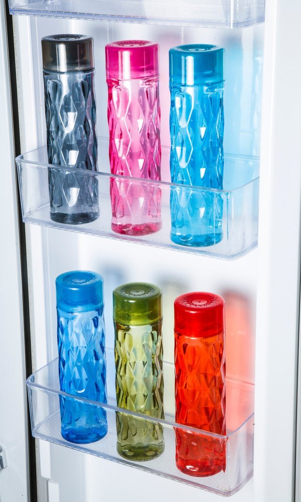 PET Screw Cap Plastic Fridge Bottle, 1 Litre