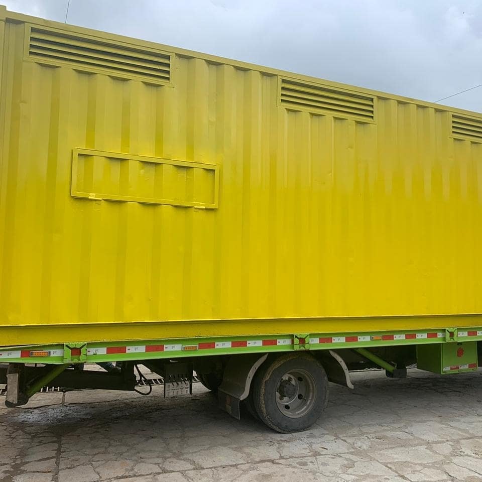 Wood Steel Portable Coffee Container, Packaging Type: Trailer, Square