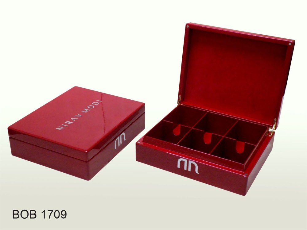 Square Red Black PU Leather Wooden Box, Size: 2 Inch