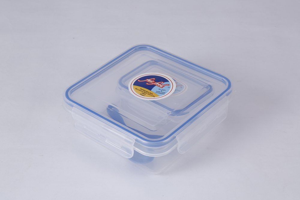 Fair Food Plastic 825 ml Airtight Lunch Box