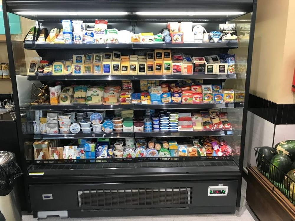Carrier Open Deck Chiller 6 Feet, Refrigerant Used: R134A