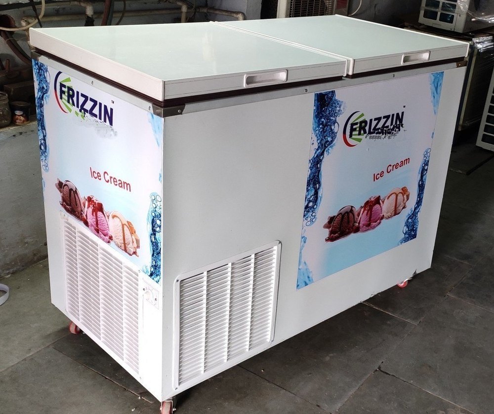 Capacity: 400 L Number of Doors: 2 Door Milk Freezer, Frizzin