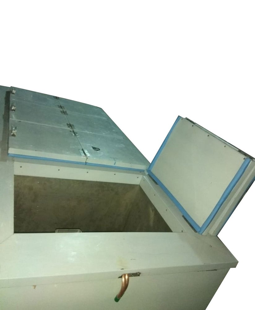 Milk Storage Fridge, Capacity: 200 L, Number of Basket: 7