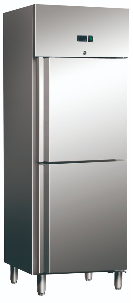 CELFROST PROFESSIONAL REFRIGERATOR GN 700 BTME, 740 X 830 X 2010, Refrigerant Used: R290