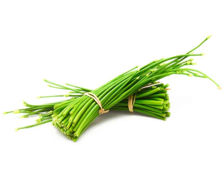 B Grade Tamilnadu Fresh Spring Onion, Packaging Size: 10 Kg, Onion Size Available: Small