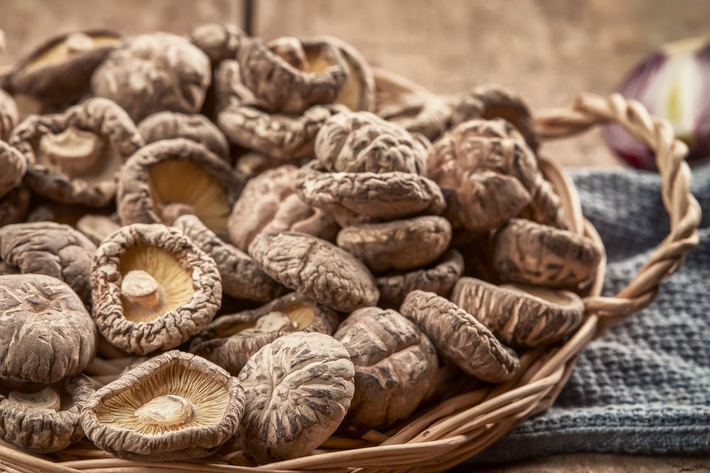 Dried Shitake Mushroom, 2.2g, Packaging Type: Loose