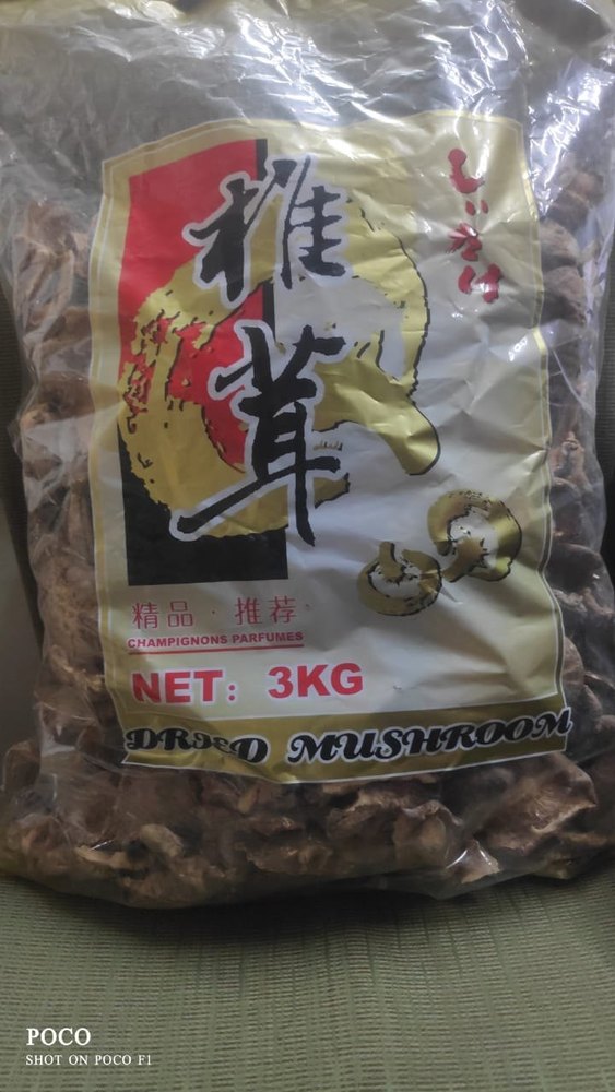 Imported Product Maharashtra Sakura Chinese Dried Shittake Mushroom, Packaging Type: Plastic Bag, Packaging Size: 3 kg