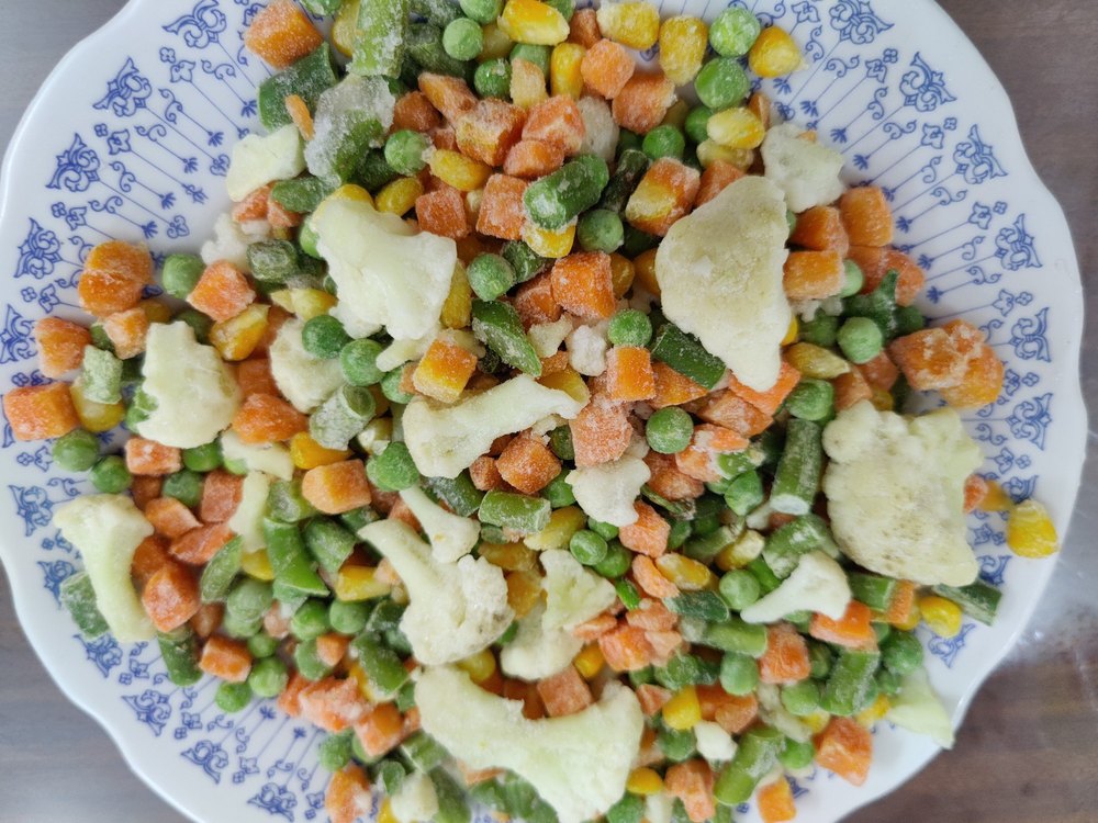 A Grade Green Frozen Mix Vegetable, Packaging Size: 1KG, Iqf
