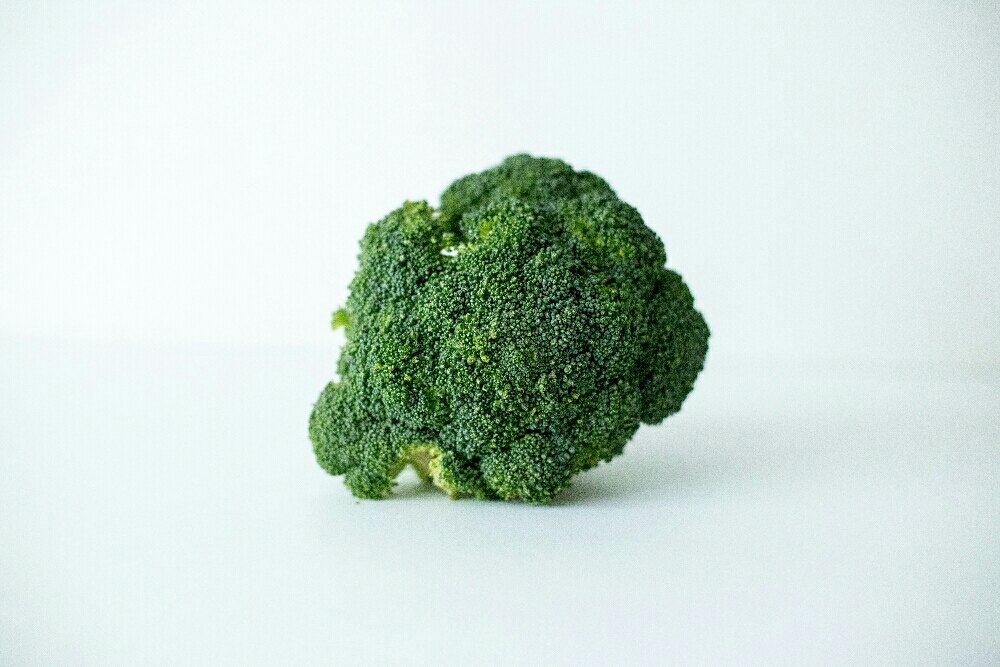 A Grade Green Organic Broccoli supplier, Packaging Type: Carton, Packaging Size: 500 kg