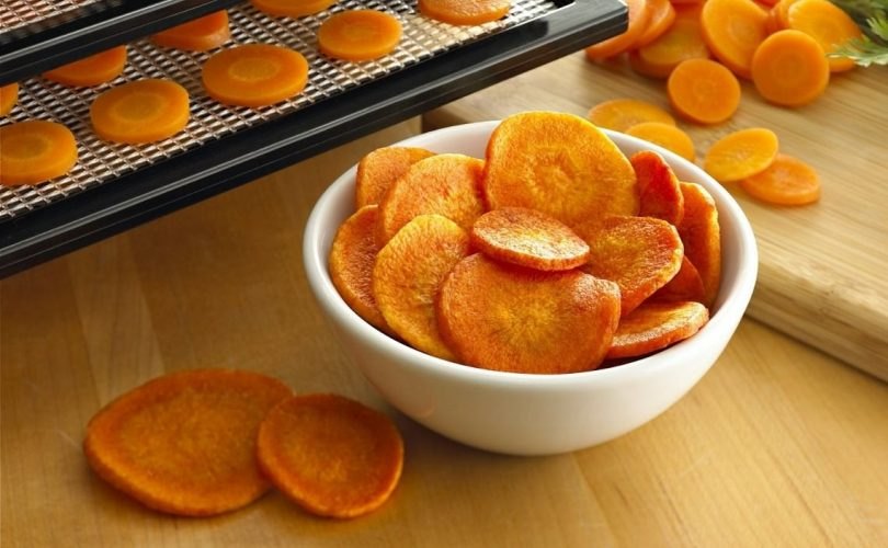 Ice Make Dehydrated Carrot Flake, Pan India
