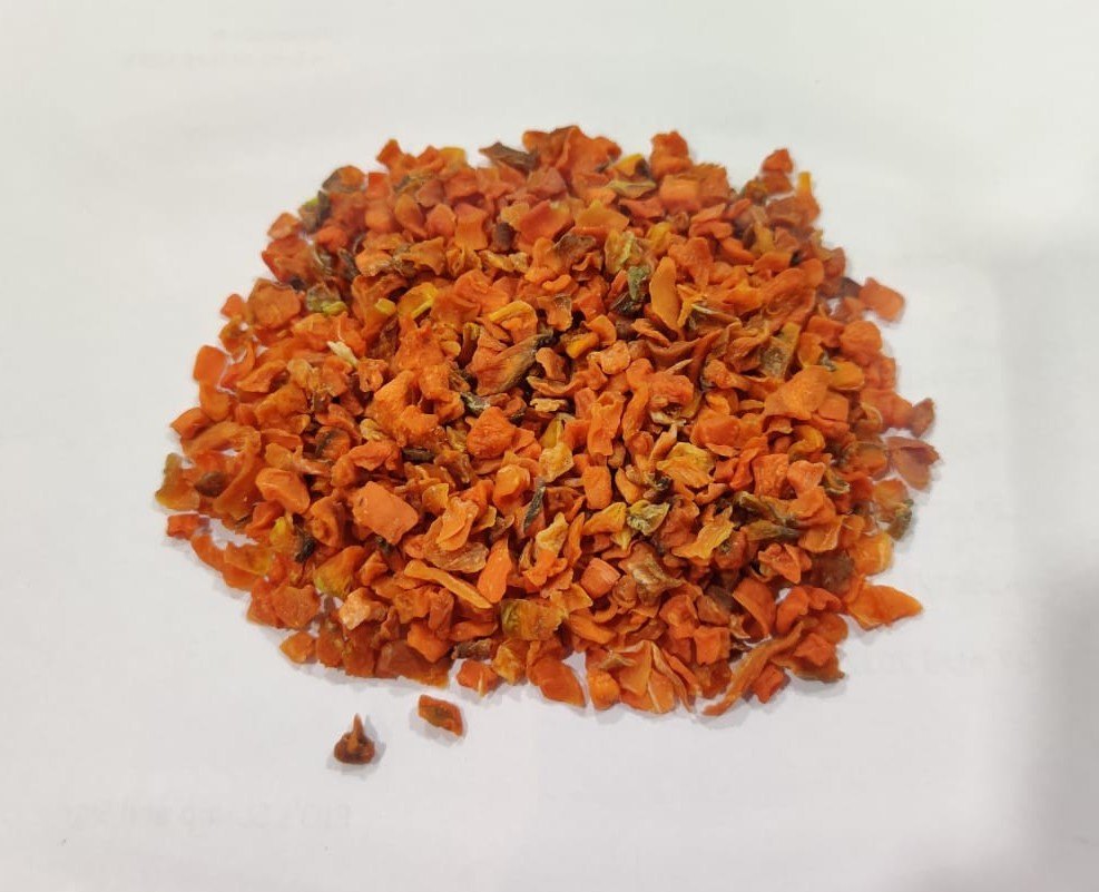 Carrot flakes