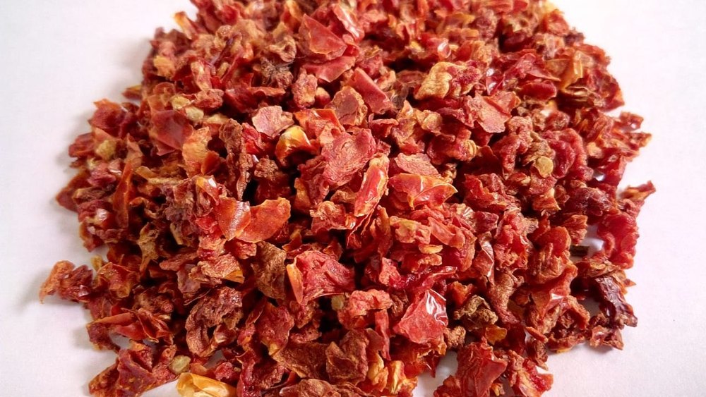 Red Dehydrated Tomato Flakes
