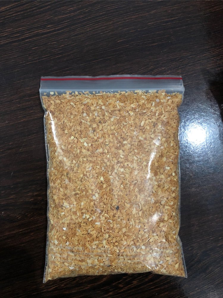 White Toasted Onion Flakes Kibbled, Packaging: Plastic Bag or Polythene, Packaging Size: 20