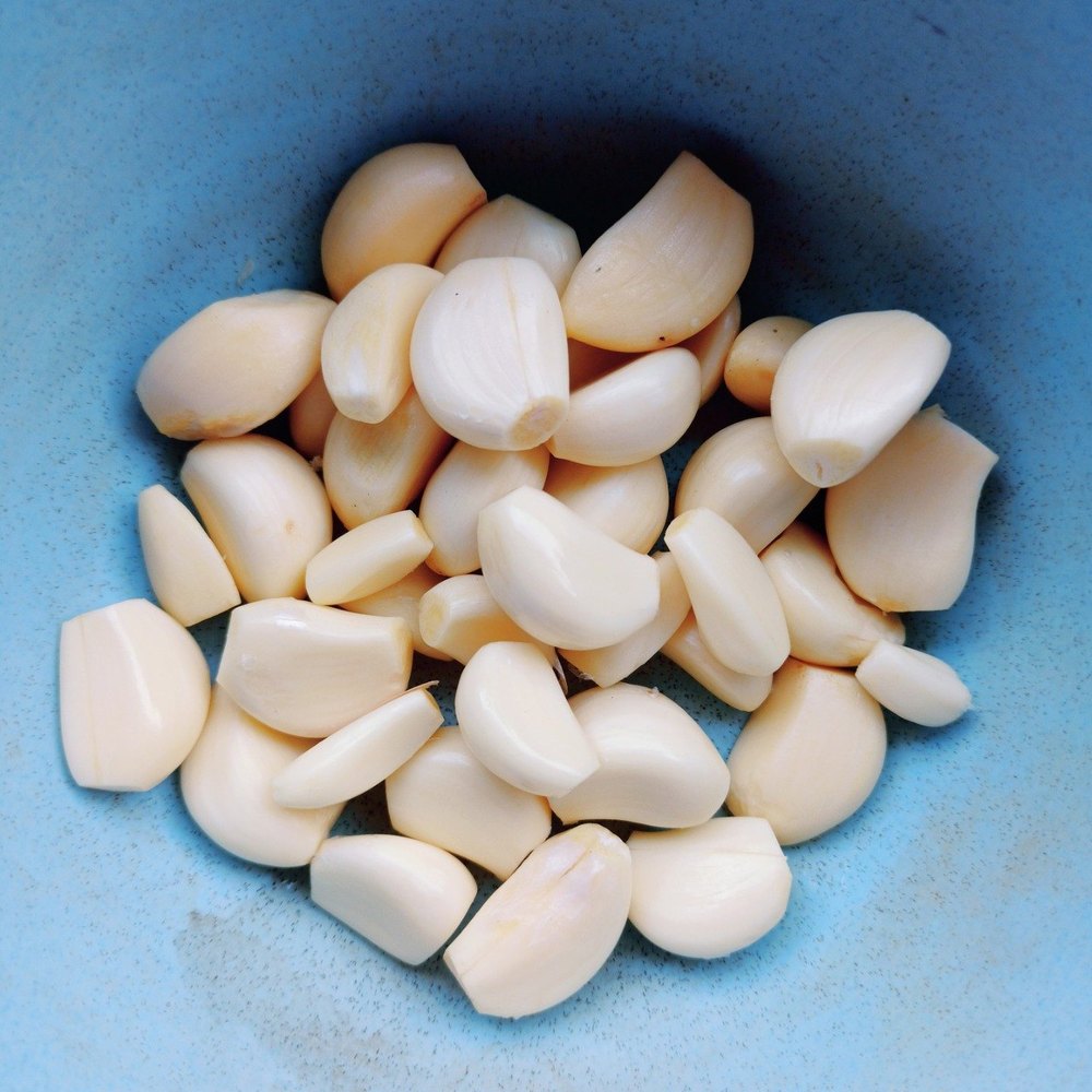 Fresh Peeled Garlic