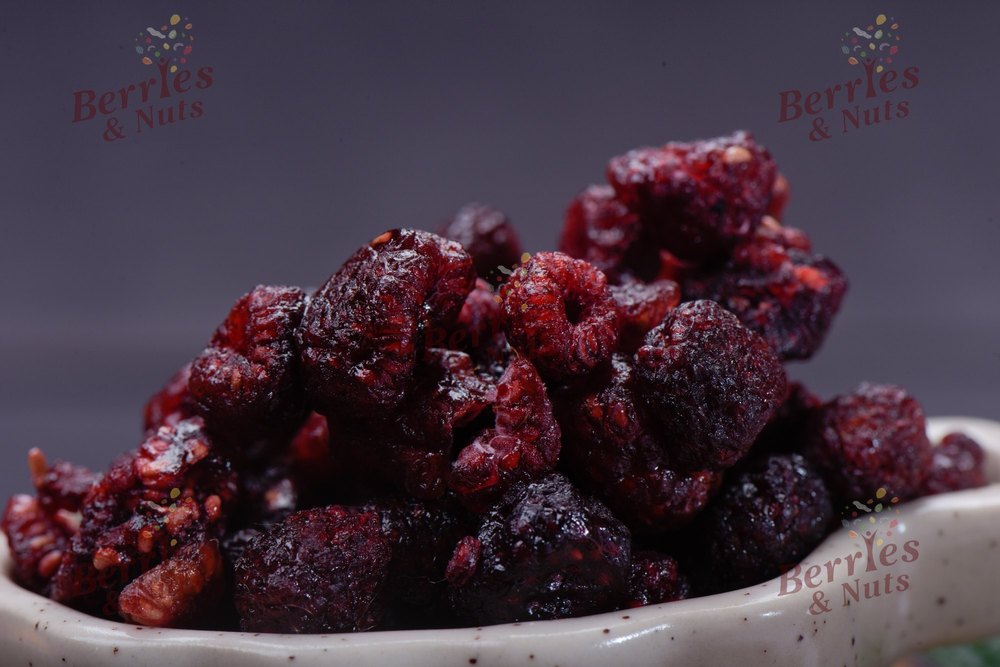 DRIED RASPBERRY, Packaging Type: Plastic Pouch, Packaging Size: 1kg