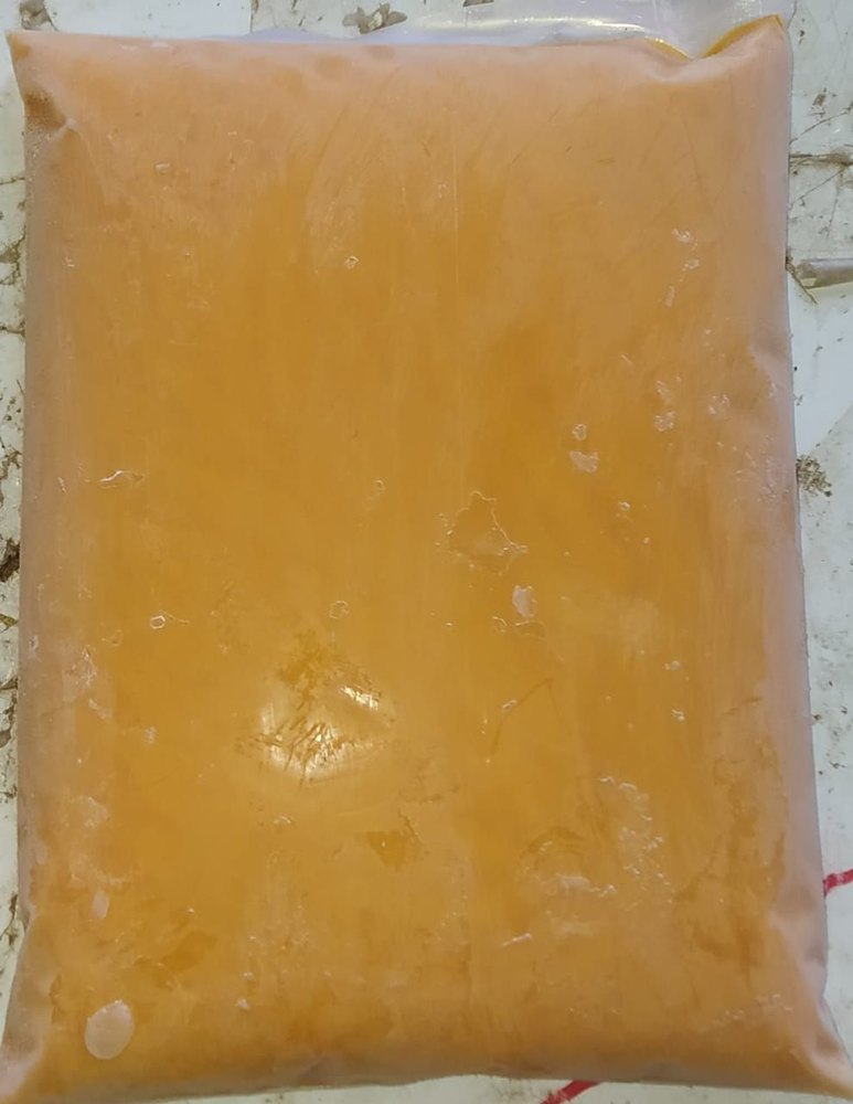 Yellow Frozen Mango Pulp, Packaging Size: 1 Kg, Speciality: Organic