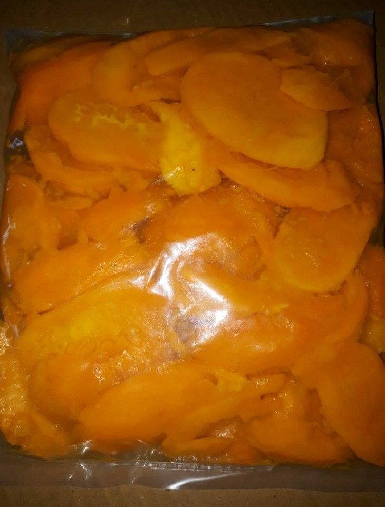 Yellow Frozen Alphonso Mango Slice
