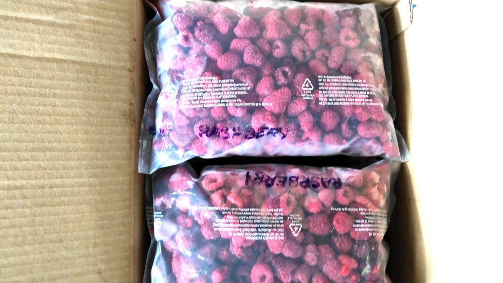 Frozen IQF Raspberries (Imported), Packaging Size: 1 Kg, Packaging Type: Packet