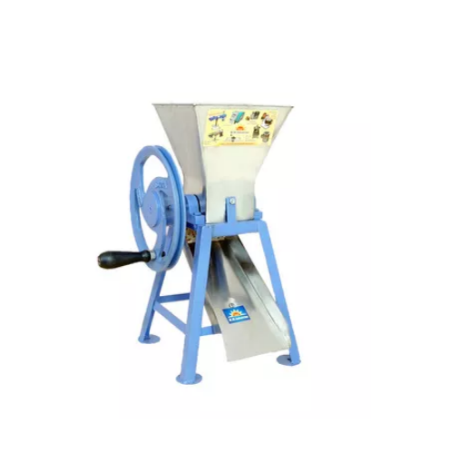 SS Hand Operate Chilly Cutter, MM011