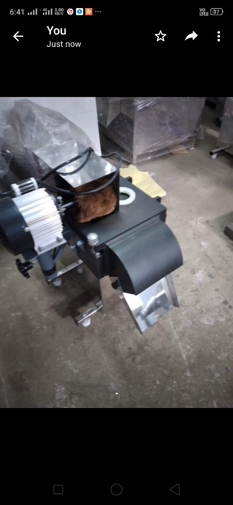 Stainless Steel Chips cutting machine, For Commercial, Capacity: 150kg