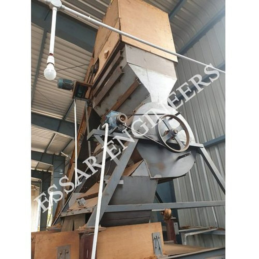 Mild Steel Automatic Coconut Husk Separator Machine, 5.5 Hp, 1200-1250 Husks Per Hour