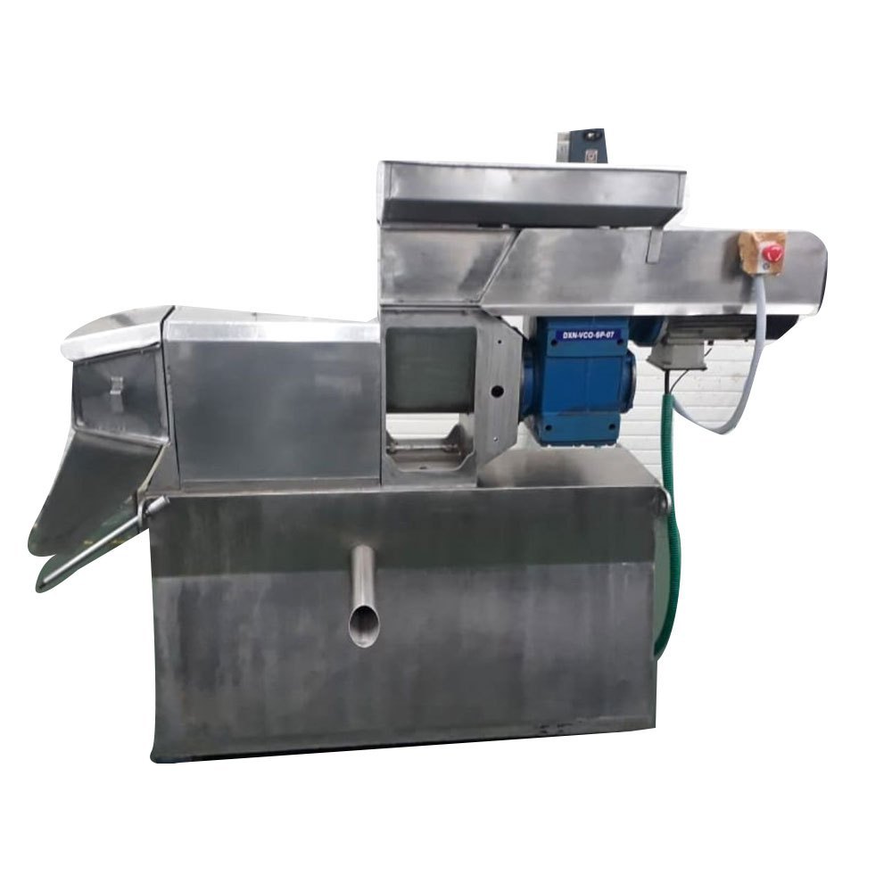 For Industrial Automatic Coconut Milk Extractor, Model Name/Number: DKN-VCO-SP07, Capacity: 750kg/h