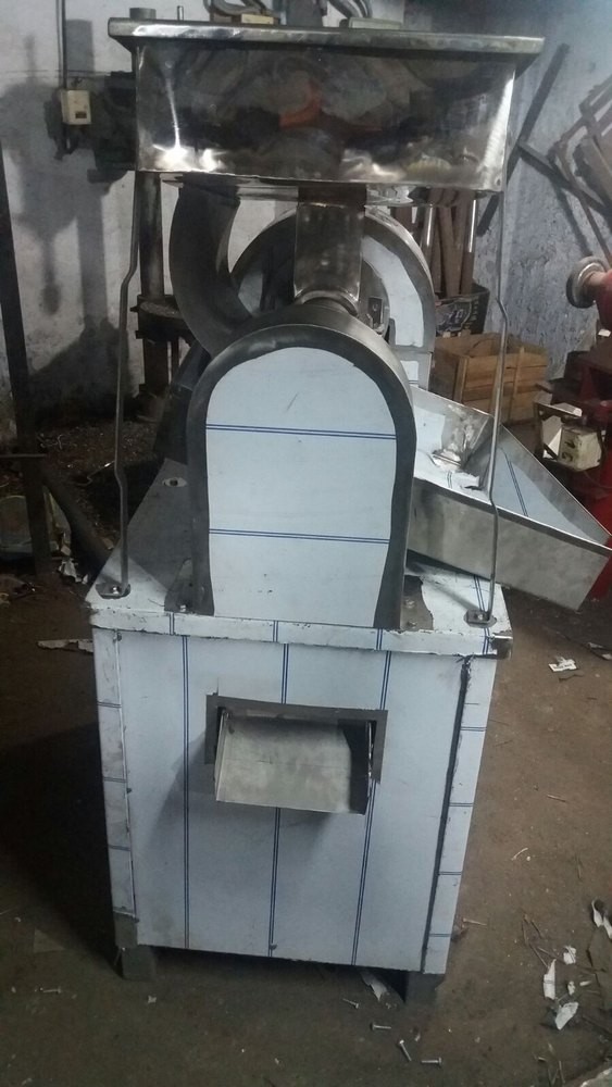 For Commercial Semi-Automatic Coconut Milk Machine, 10-100 Kgs