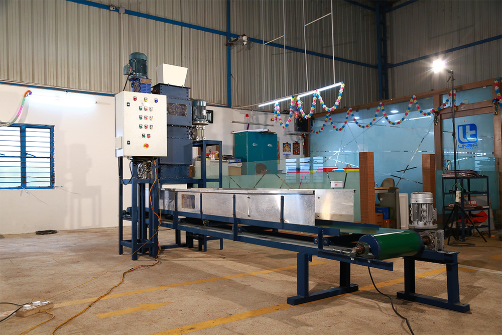 For Commercial Semi-Automatic PRE CUTTER, Capacity: 1-5 ton/day