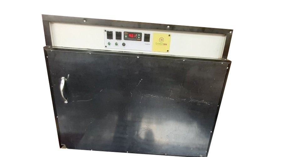 Continuous Type 5 Tray Vegetable Dryer, Heater Coils, Capacity: 10 -25kg
