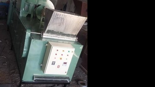Continuous Type Semi-Automatic Vegetable Dehydration Machine, 150kg