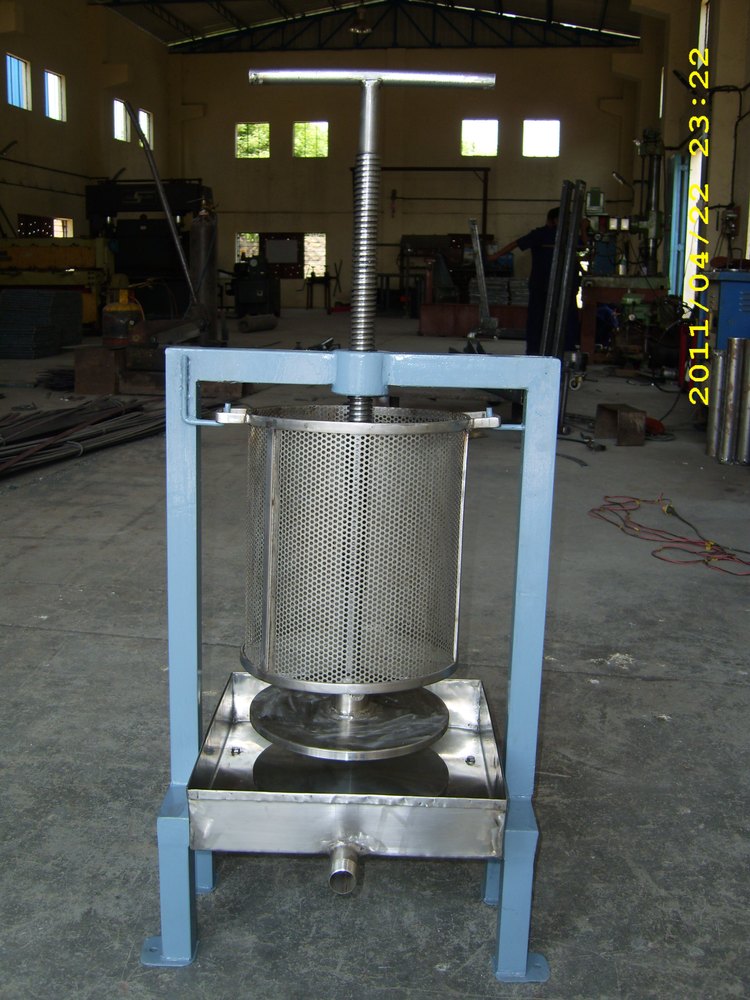 Basket Fruits Press