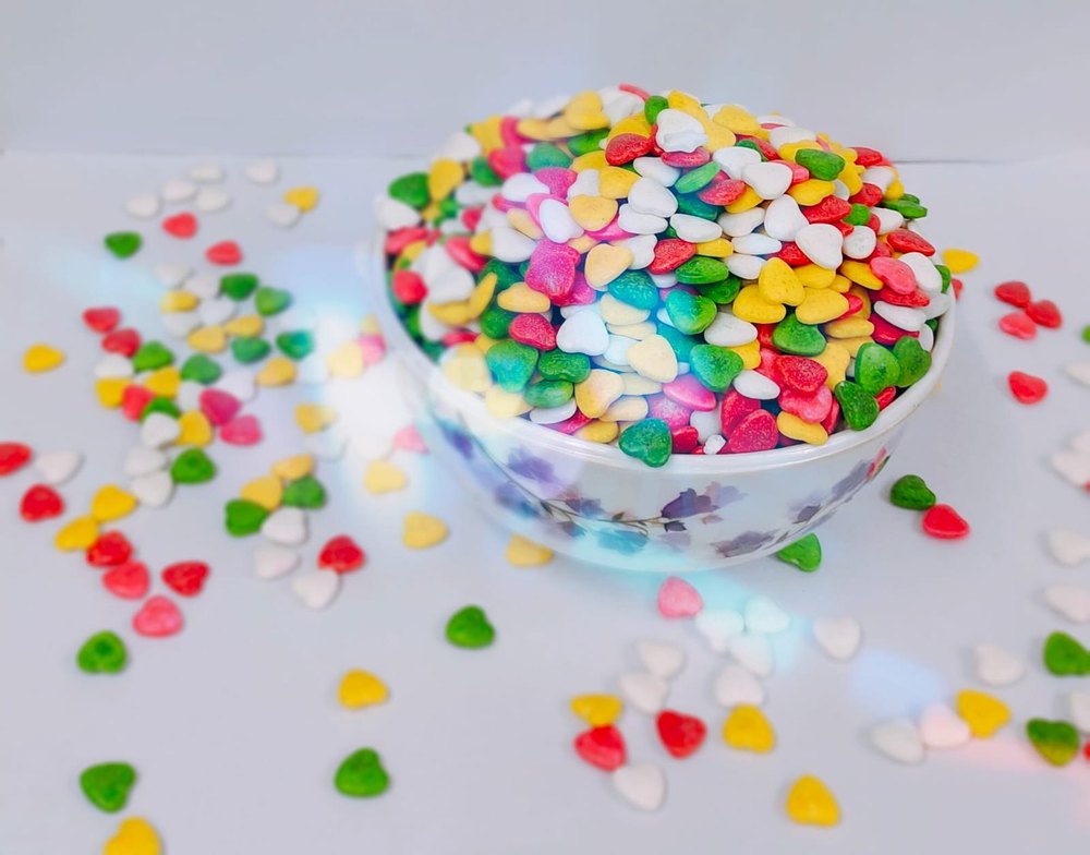 D\'aromas Rainbow Multi Colour Heart Sprinkles, For Bakery, Packaging Size: 500gm
