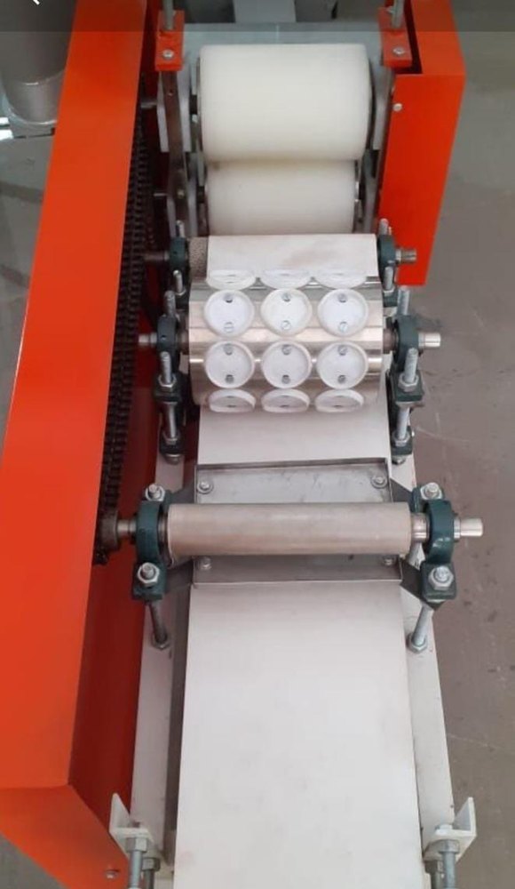 Semi Automatic Pani Puri Making Machine, 2 kW, Capacity: 400kg/hour