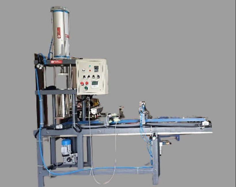 Stainless Steel Paratha Layer Making Machine, For Pneumatic, Capacity: 500 Per Hour