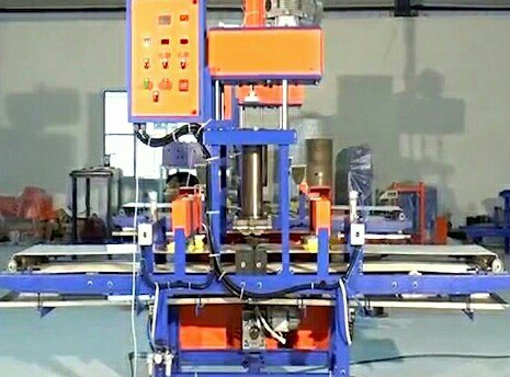 Paratha Making Machine, Capacity: 700 To 1000 pcs/hr