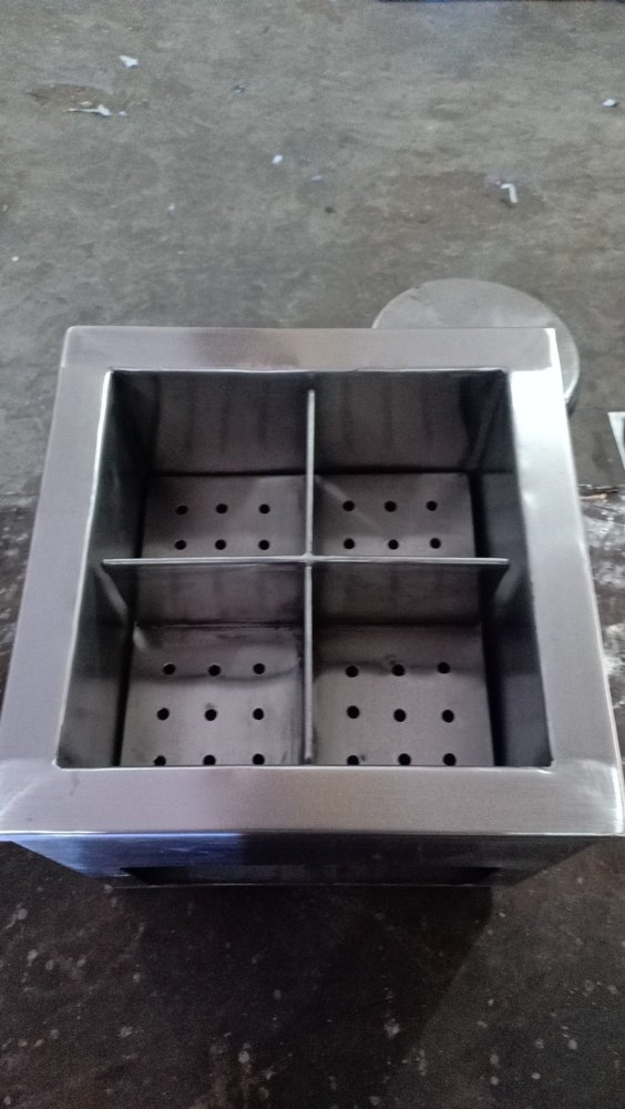 Stainless Steel Spoon Sterilizer, For Commercial, Capacity: 500