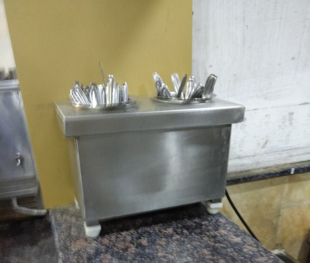 Stainless Steel Spoon Sterilizer, For Restaurant