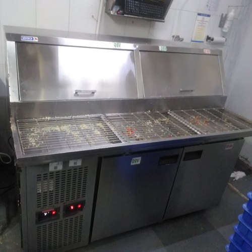Stainless Steel Rectangular S.S.PIZZA MAKE LINE COUNTER, For Commercial Use, Size: 5FEET