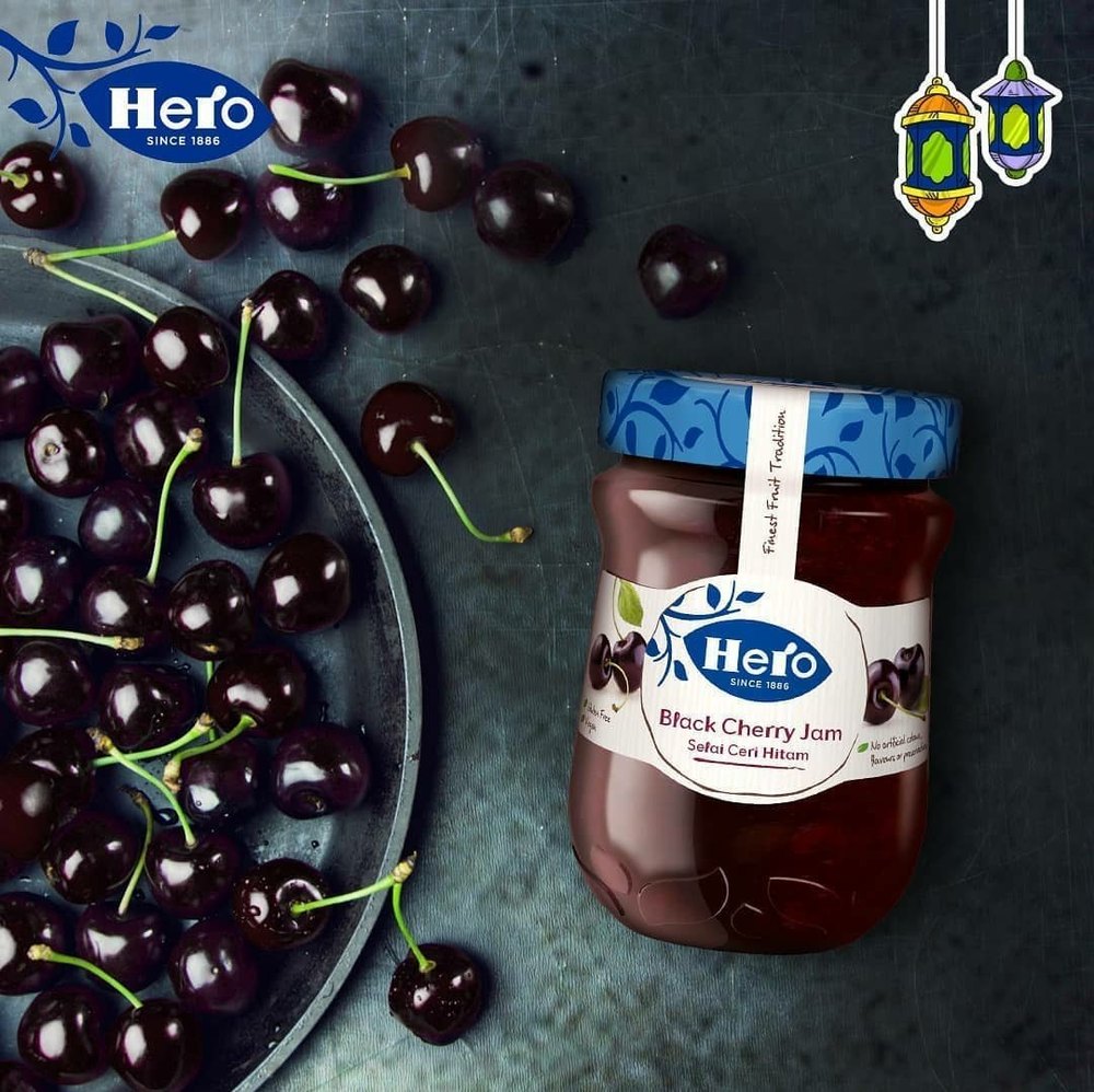 Hero Black Cherry Jam, 340 Gm